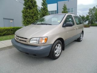 2000 Toyota Sienna