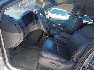 2004 Toyota Sienna