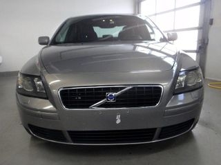 2005 Volvo S-40