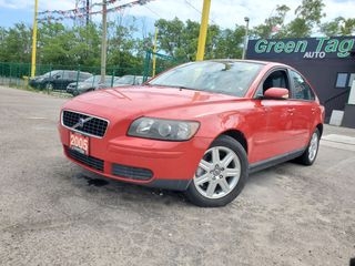 2005 Volvo S-40