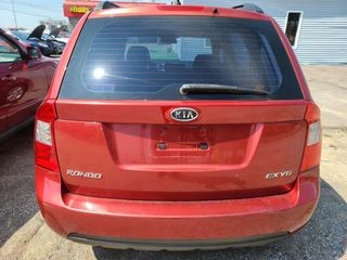 2008 Kia Rondo