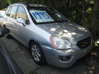 2008 Kia Rondo