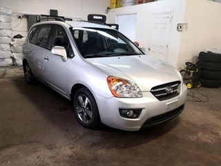 2010 Kia Rondo