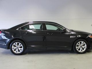 2011 Ford Taurus