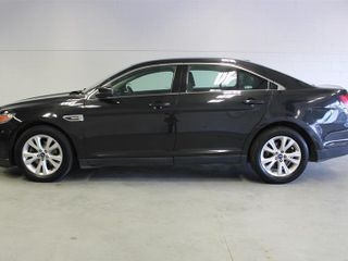 2011 Ford Taurus