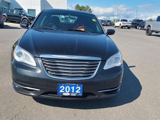 2012 Chrysler 200