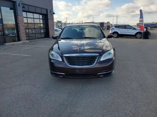 2013 Chrysler 200
