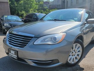 2013 Chrysler 200