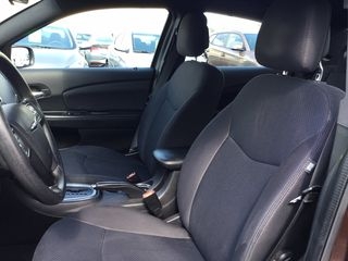 2013 Chrysler 200