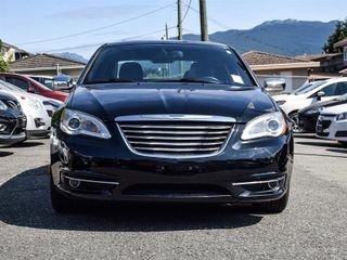2013 Chrysler 200