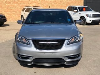 2013 Chrysler 200