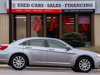 2013 Chrysler 200