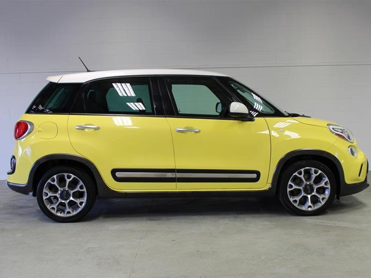 2014 FIAT 500L