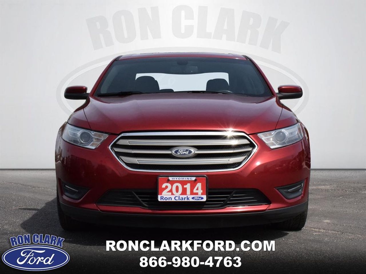 2014 Ford Taurus
