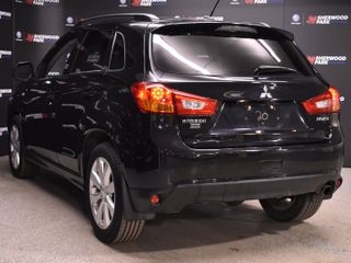 2014 Mitsubishi RVR