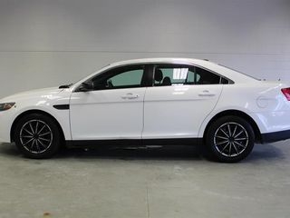 2015 Ford Taurus
