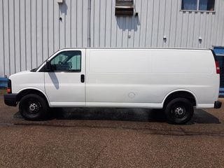 2015 GMC Savana