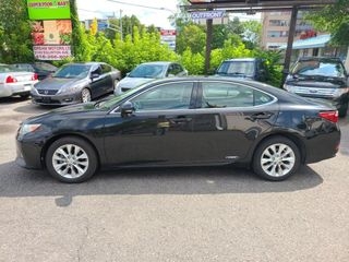 2015 Lexus ES 300h