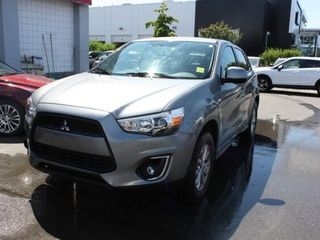 2015 Mitsubishi RVR