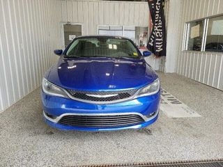 2016 Chrysler 200