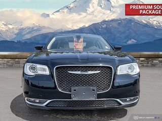 2016 Chrysler 300