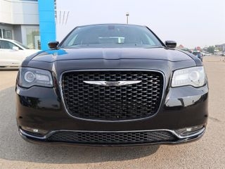 2016 Chrysler 300