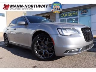 2016 Chrysler 300