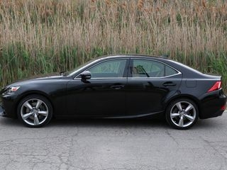 2016 Lexus IS