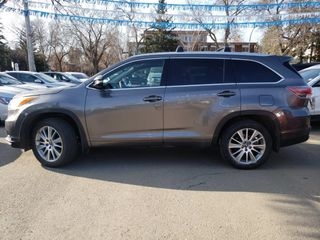 2016 Toyota Highlander