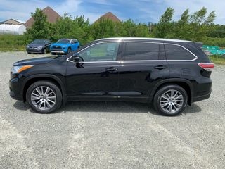 2016 Toyota Highlander