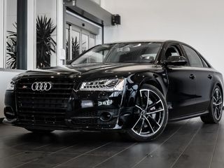 2017 Audi S8