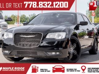 2017 Chrysler 300