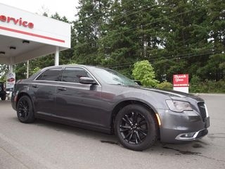 2017 Chrysler 300