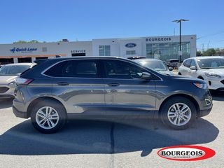 2017 Ford Edge