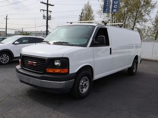 2017 GMC Savana