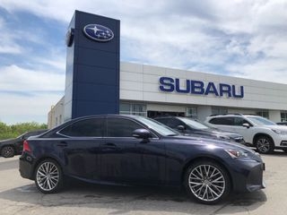 2017 Lexus IS