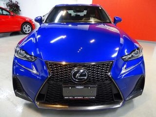 2017 Lexus IS