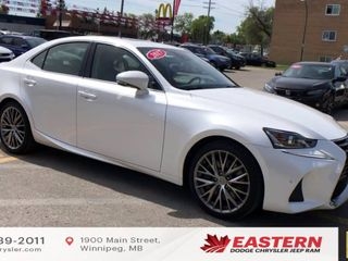 2017 Lexus IS