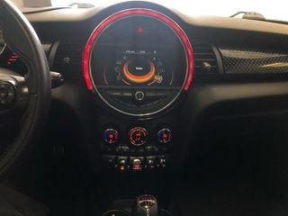 2017 MINI Cooper