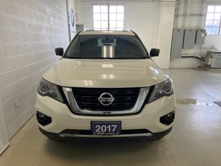 2017 Nissan Pathfinder