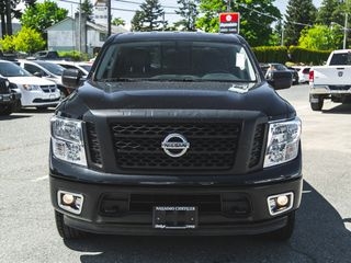 2017 Nissan Titan