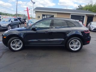 2017 Porsche Macan