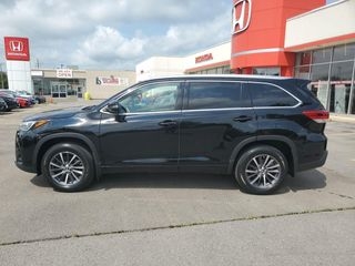 2017 Toyota Highlander
