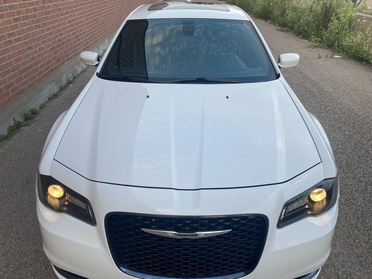 2018 Chrysler 300