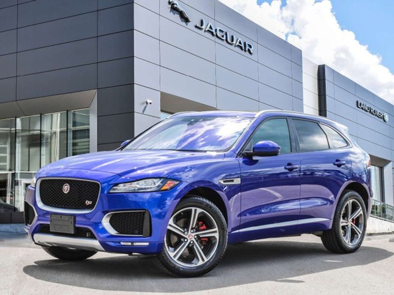 2018 Jaguar F-Pace