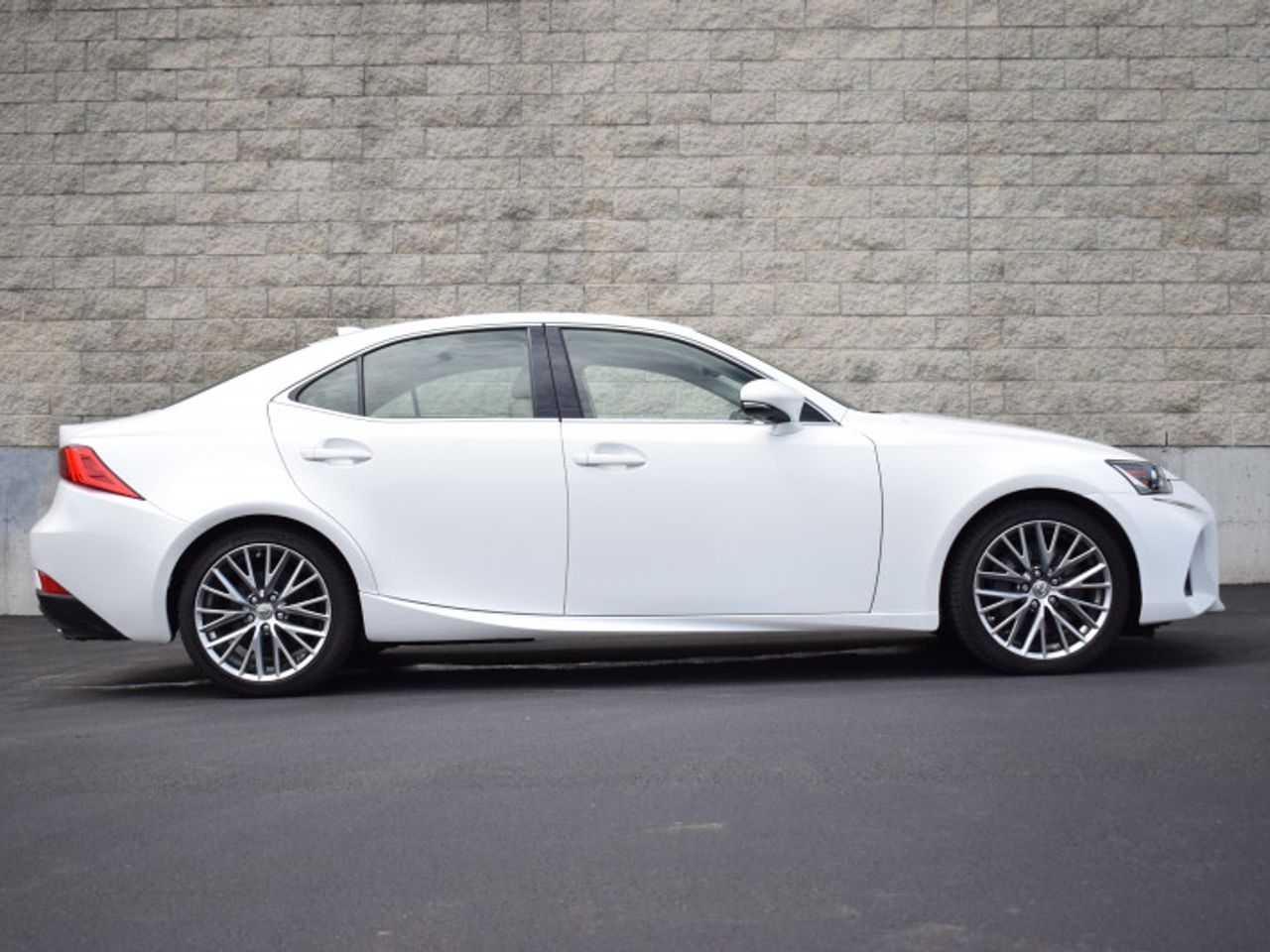 2018 Lexus IS
