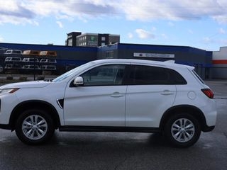 2020 Mitsubishi RVR
