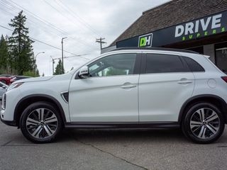 2020 Mitsubishi RVR