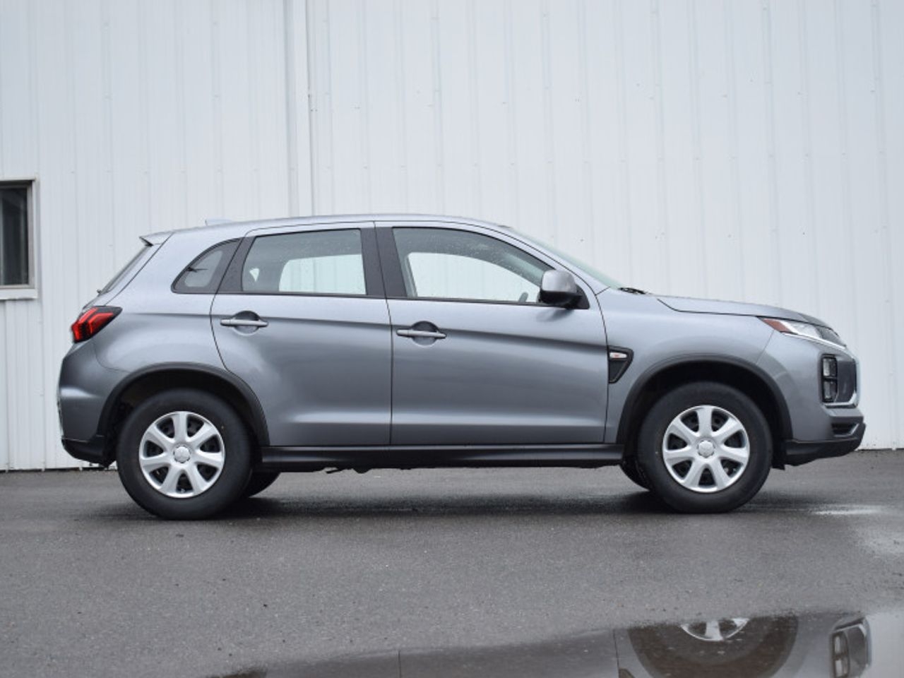 2020 Mitsubishi RVR