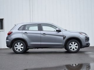 2020 Mitsubishi RVR